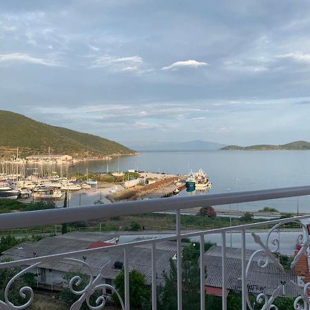 Port View House-Comfy Family Apartment-Panoramic View Néa Péramos المظهر الخارجي الصورة